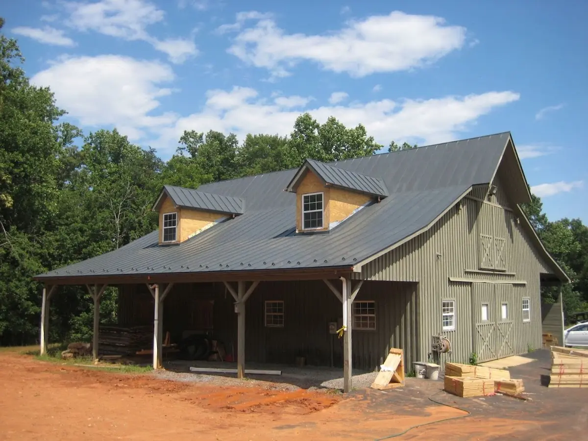 Expert Asphalt Roof Repair workmanship in Fenwick Crossroads